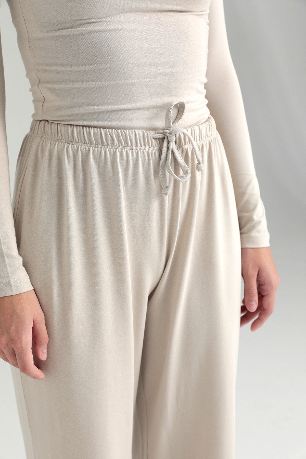 Ultra Soft Bağcıklı Pantolon Bej