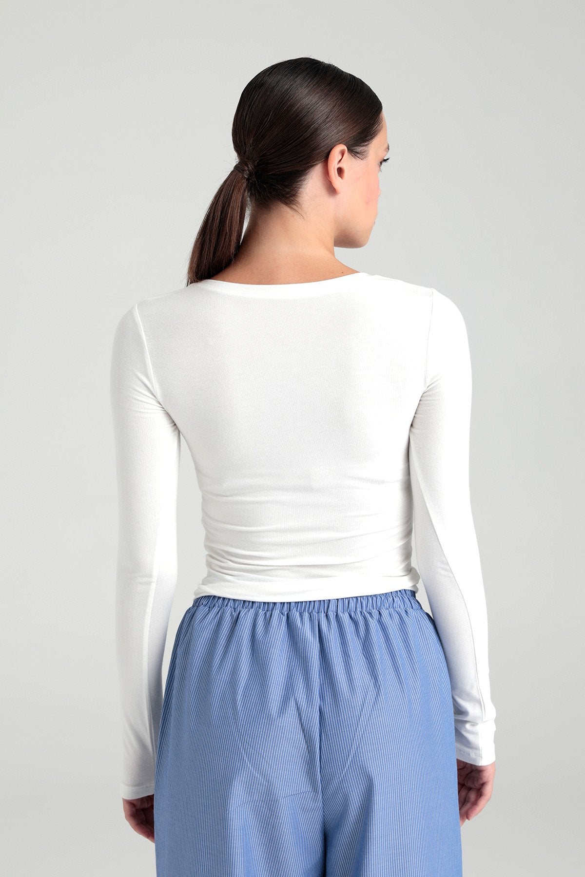 Ultra Soft V Yaka Bluz Ekru