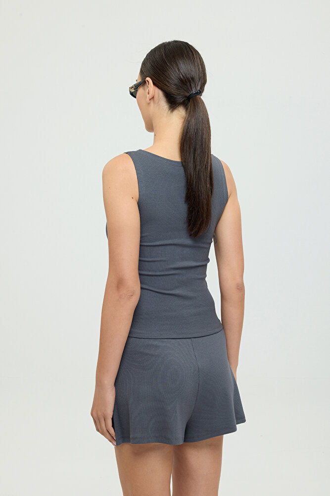 Soft Rib Kayık Yaka Kolsuz Bluz Füme