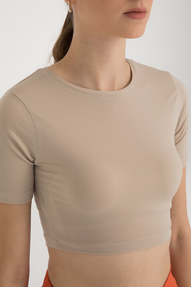 Soft Touch Yuvarlak Yaka Kısa Kol Crop Top Bej
