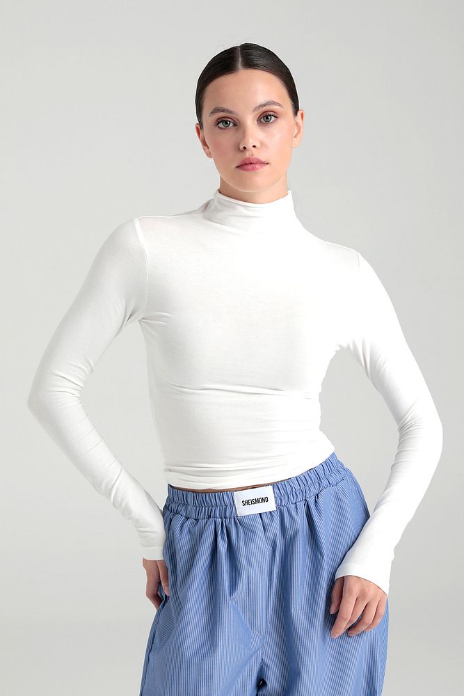 Ultra Soft Yarım Balıkçı Yaka Bluz Ekru