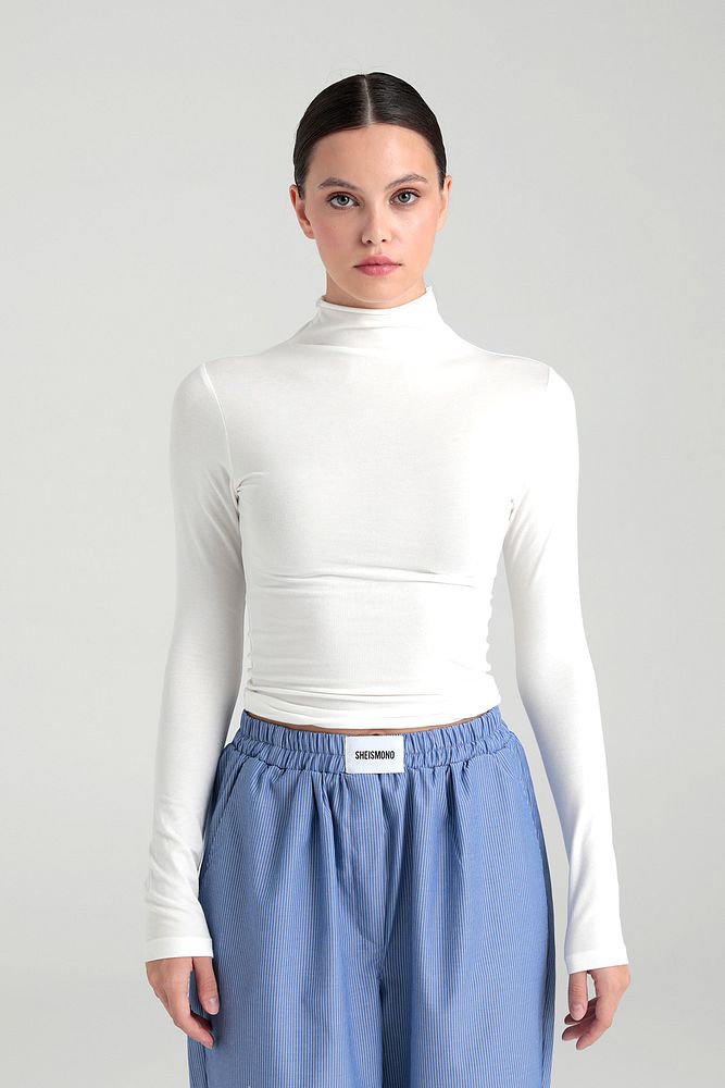 Ultra Soft Yarım Balıkçı Yaka Bluz Ekru