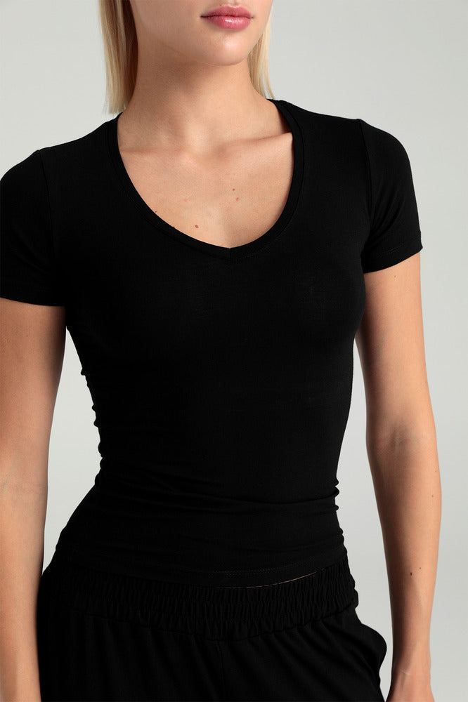 Ultra Soft V Yaka Kısa Kol Bluz Siyah