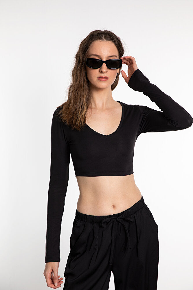 Soft Touch V Yaka Kısa Bluz Siyah