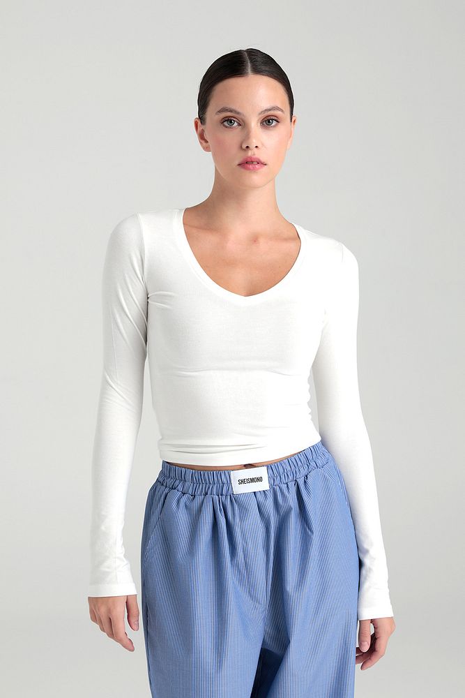 Ultra Soft V Yaka Bluz Ekru