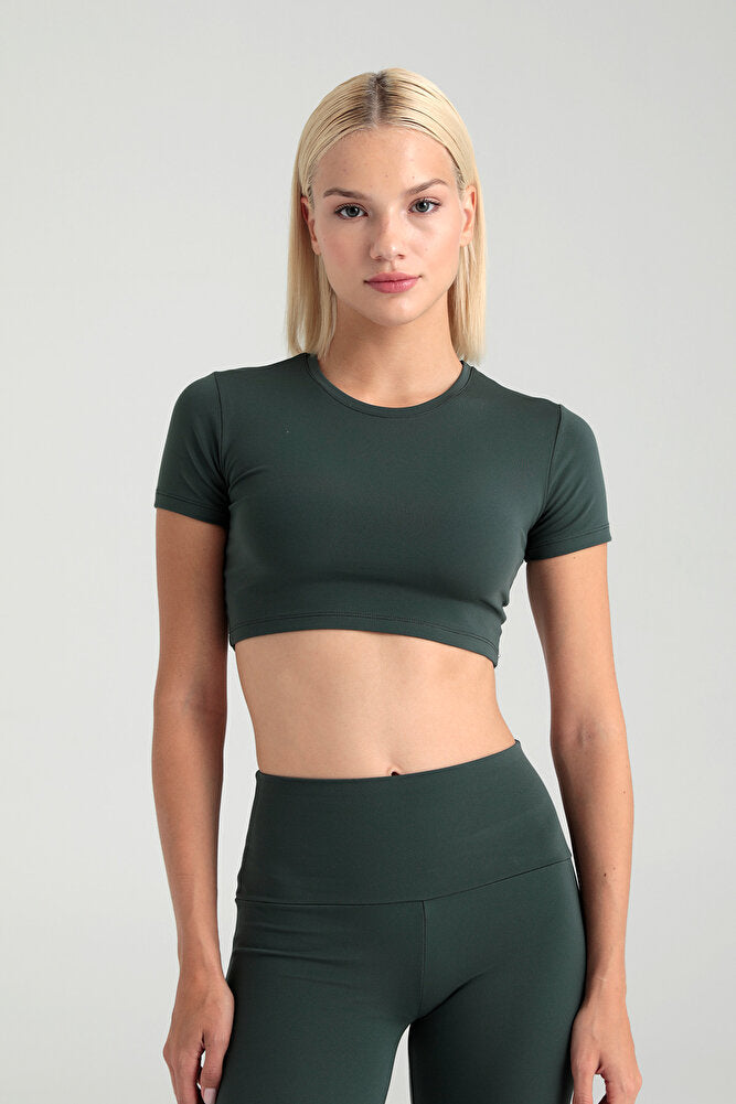 Comfort Yuvarlak Yaka Kısa Kol Crop Top Yosun Yeşili