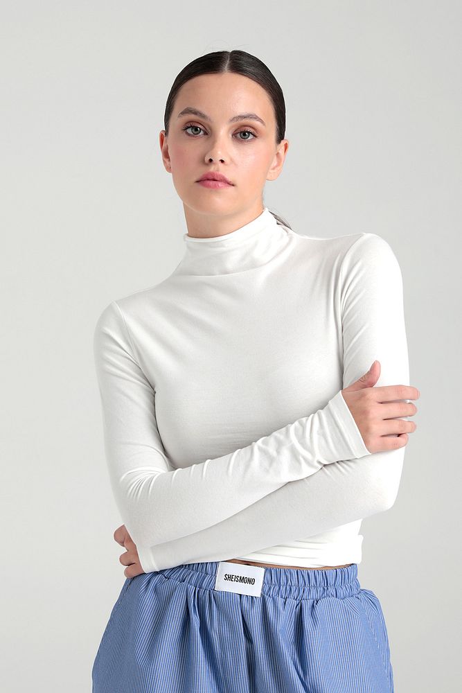 Ultra Soft Yarım Balıkçı Yaka Bluz Ekru