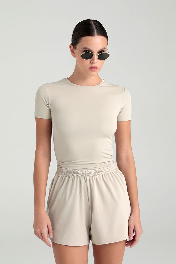 Soft Touch Yuvarlak Yaka Kısa Kol Bluz Bej