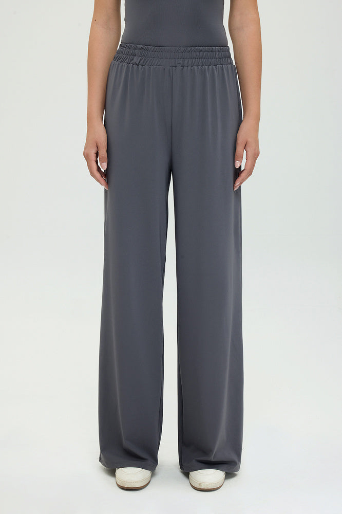 Soft Touch Düz Kesim Bol Pantolon Füme