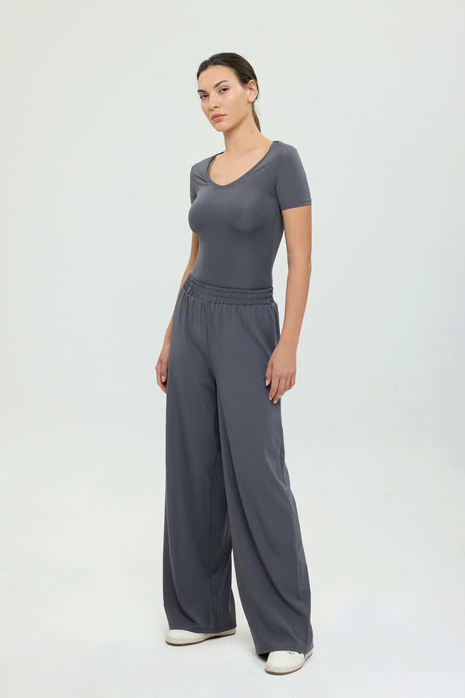 Soft Touch Düz Kesim Bol Pantolon Füme