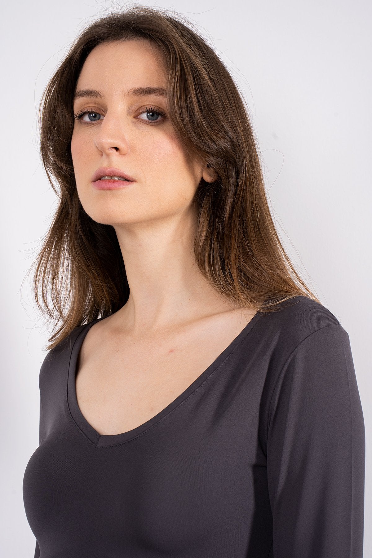 Soft Touch V Yaka Bluz Füme