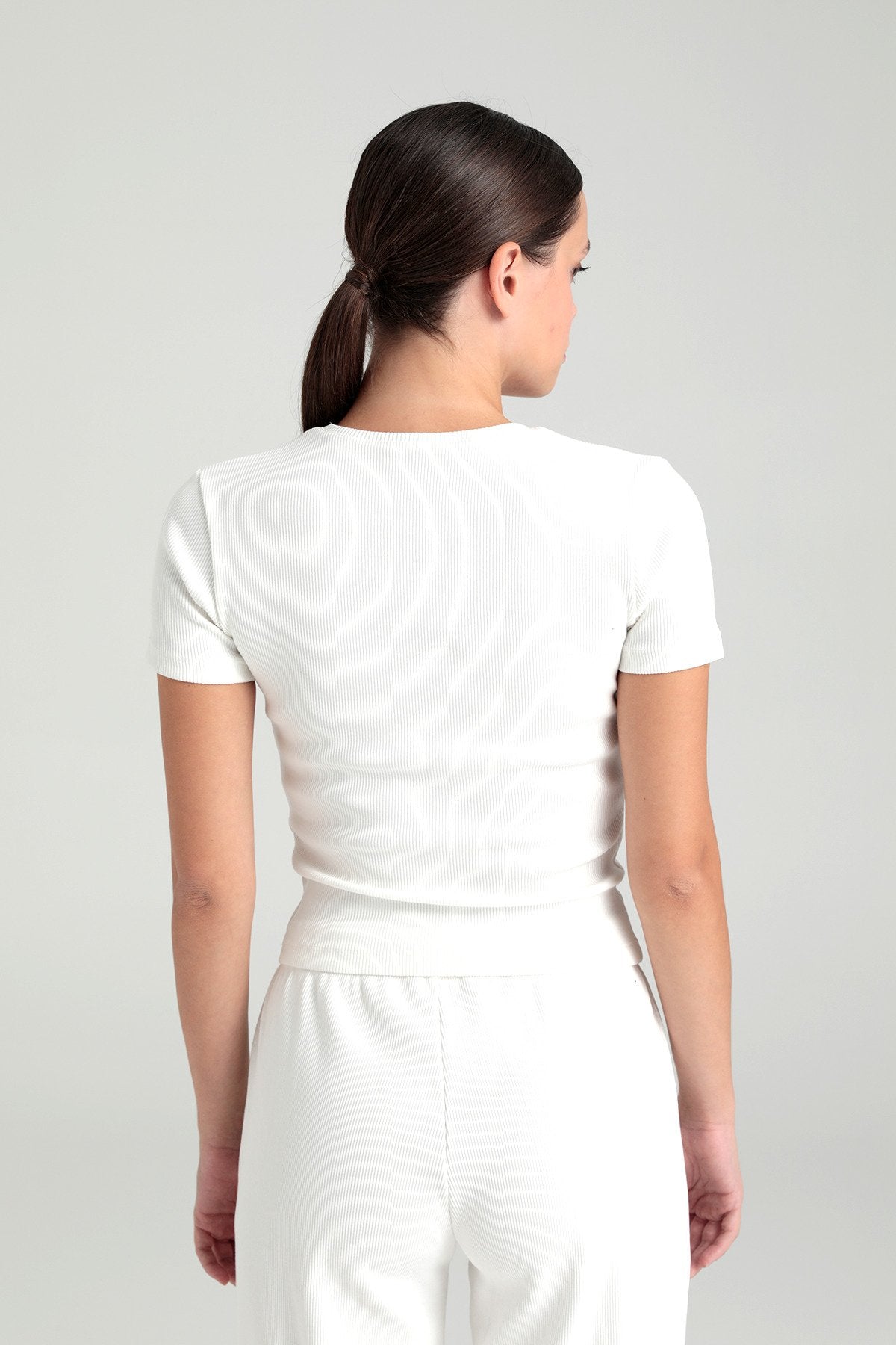 Soft Rib Yuvarlak Yaka Kısa Kol Bluz Ekru