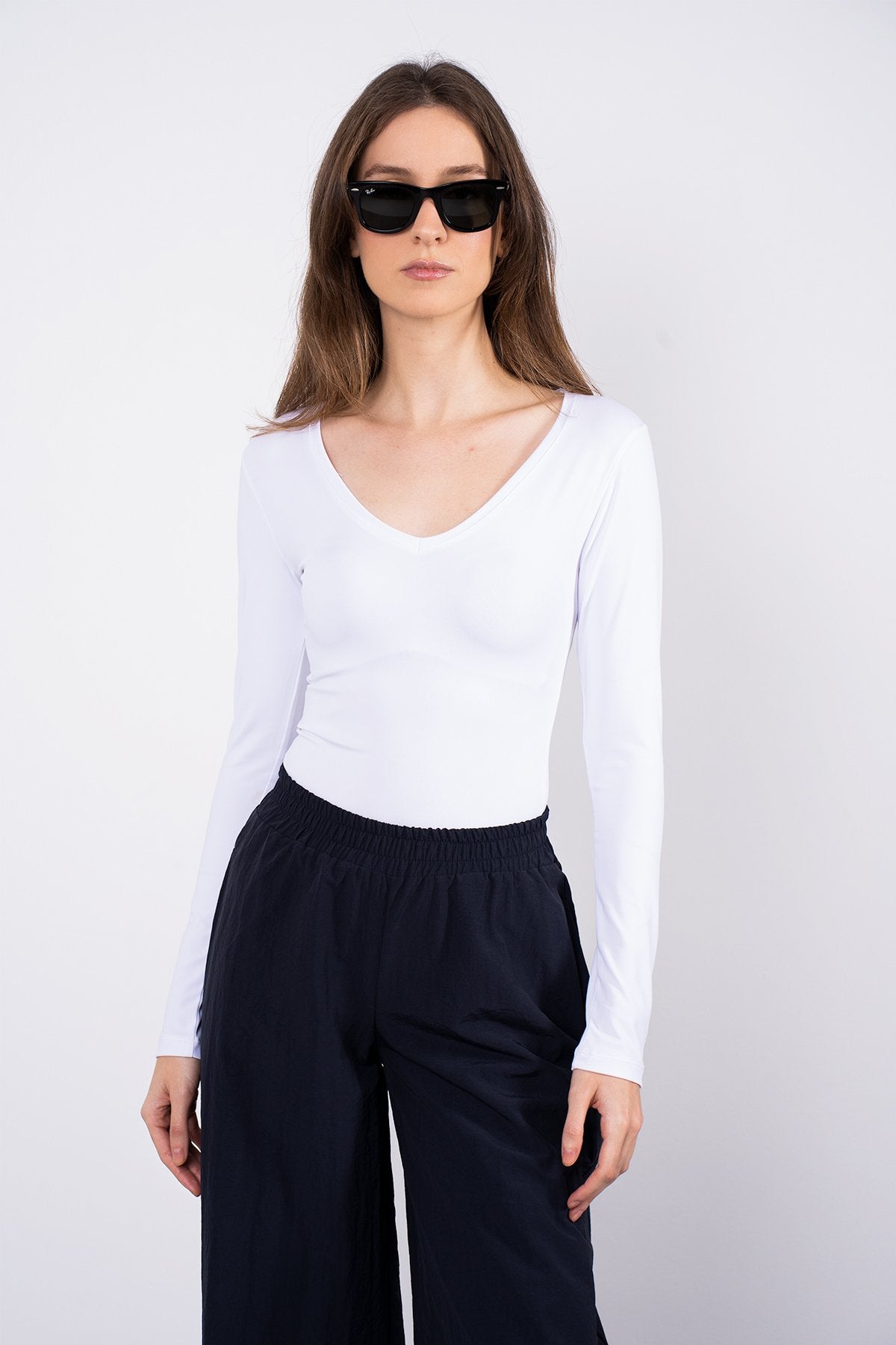 Soft Touch V Yaka Bluz Beyaz