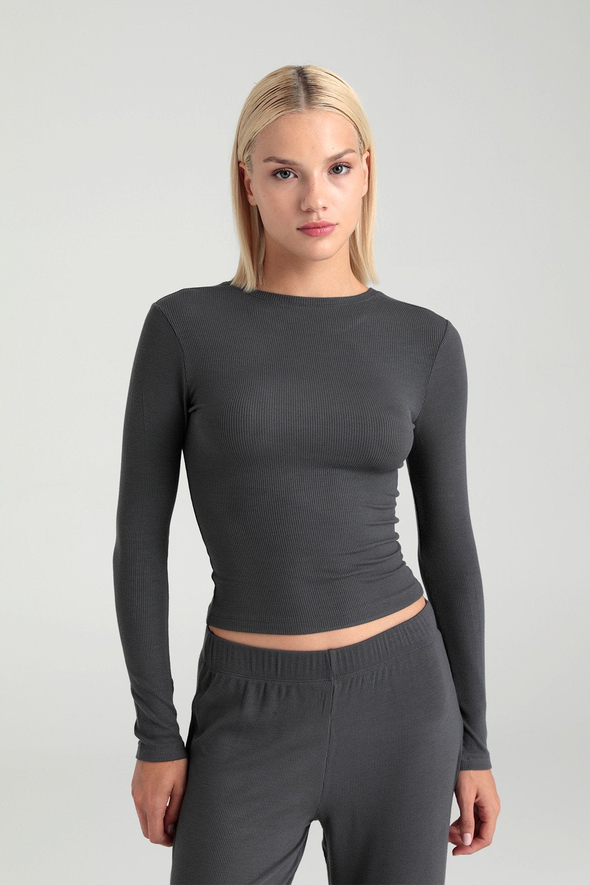 Soft Rib Yuvarlak Yaka Bluz Füme