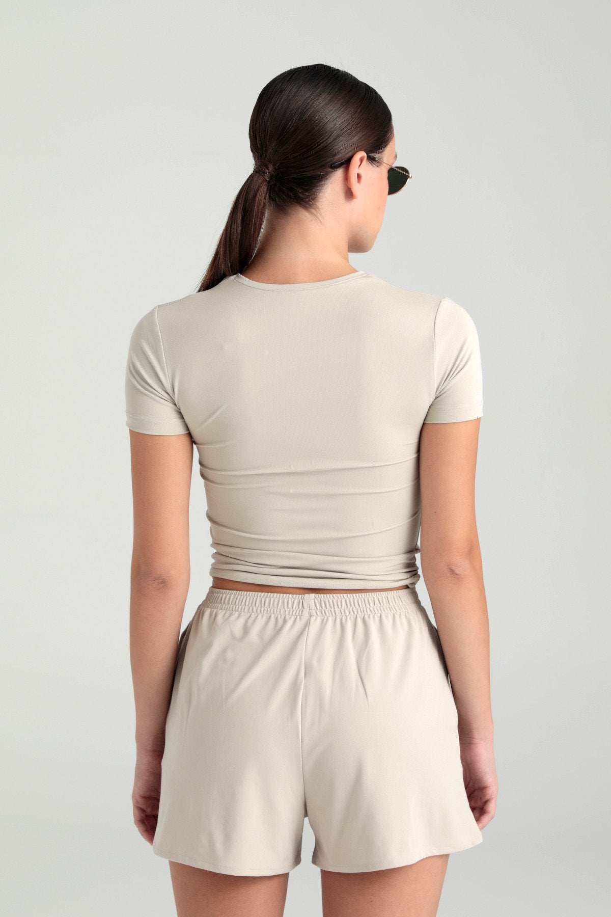 Soft Touch Yuvarlak Yaka Kısa Kol Bluz Bej