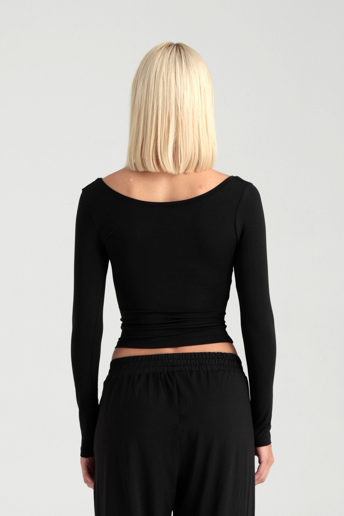 Soft Touch Oval Yaka Bluz Siyah