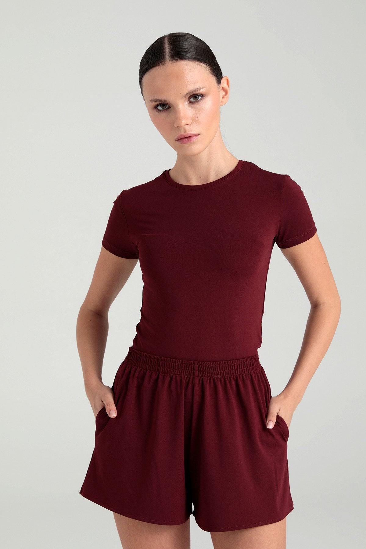 Soft Touch Yuvarlak Yaka Kısa Kol Bluz Bordo