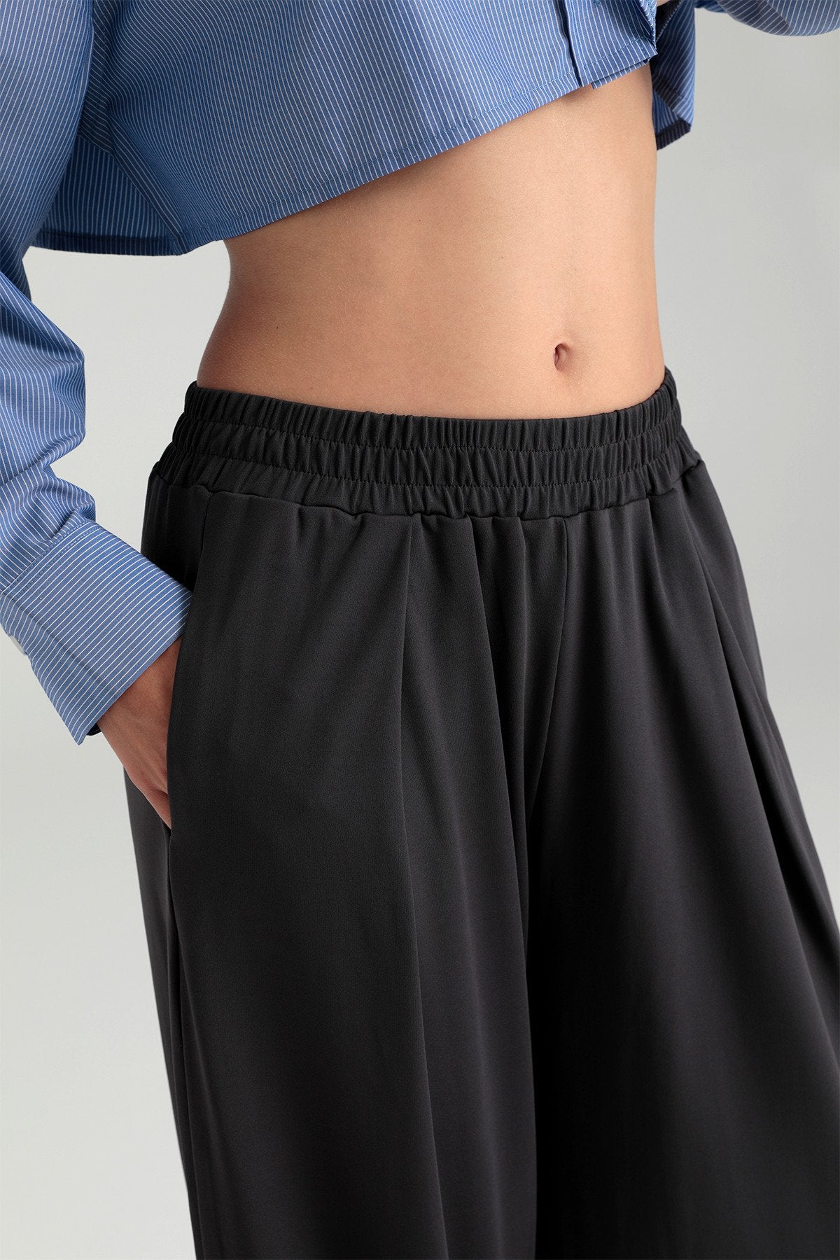 Soft Touch Piliseli Pantolon Füme