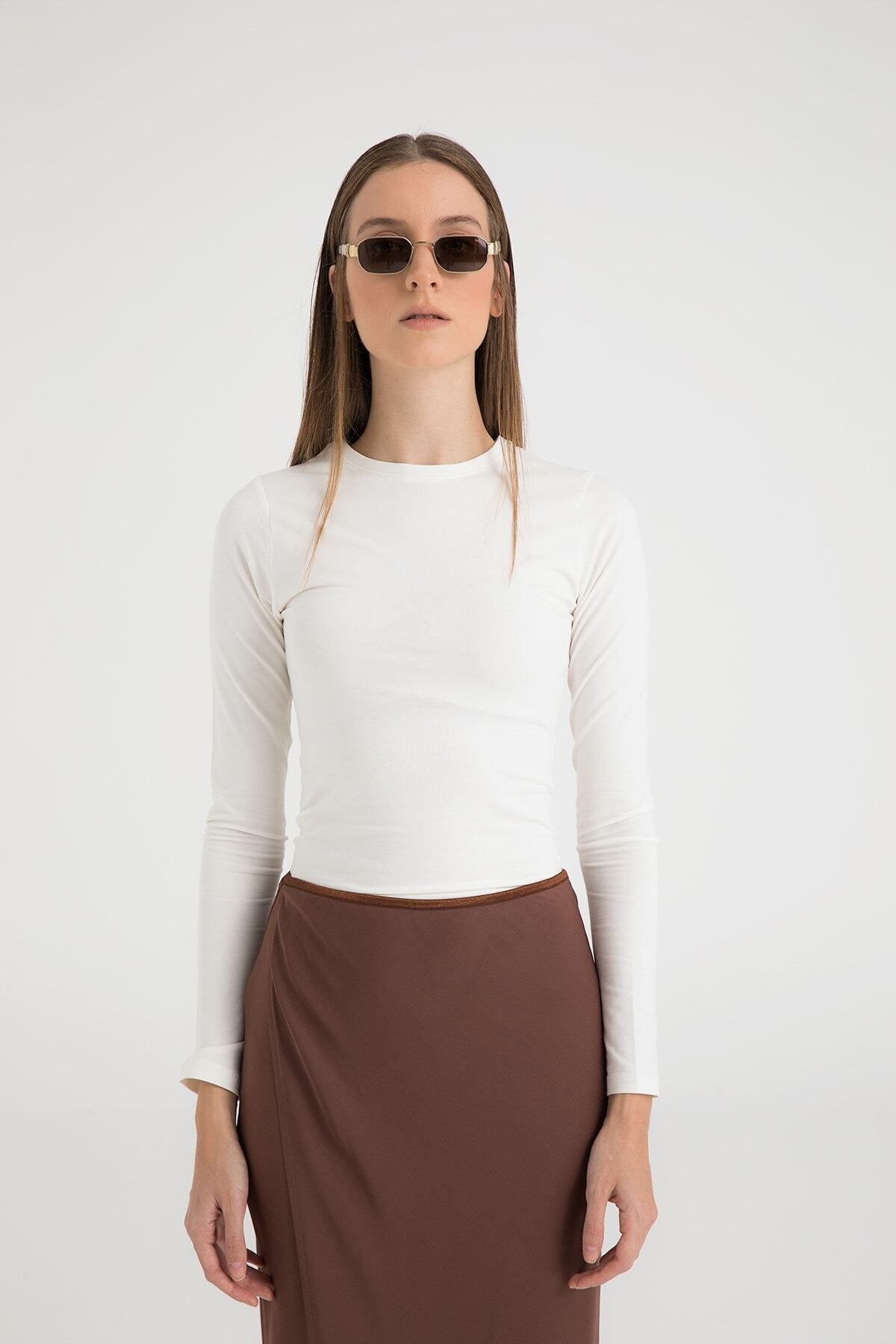 Cotton Yuvarlak Yaka Bluz Ekru