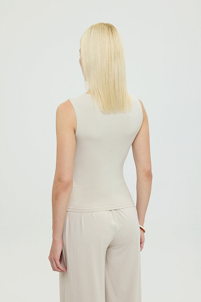 Ultra Soft Kayık Yaka Kolsuz Bluz Bej