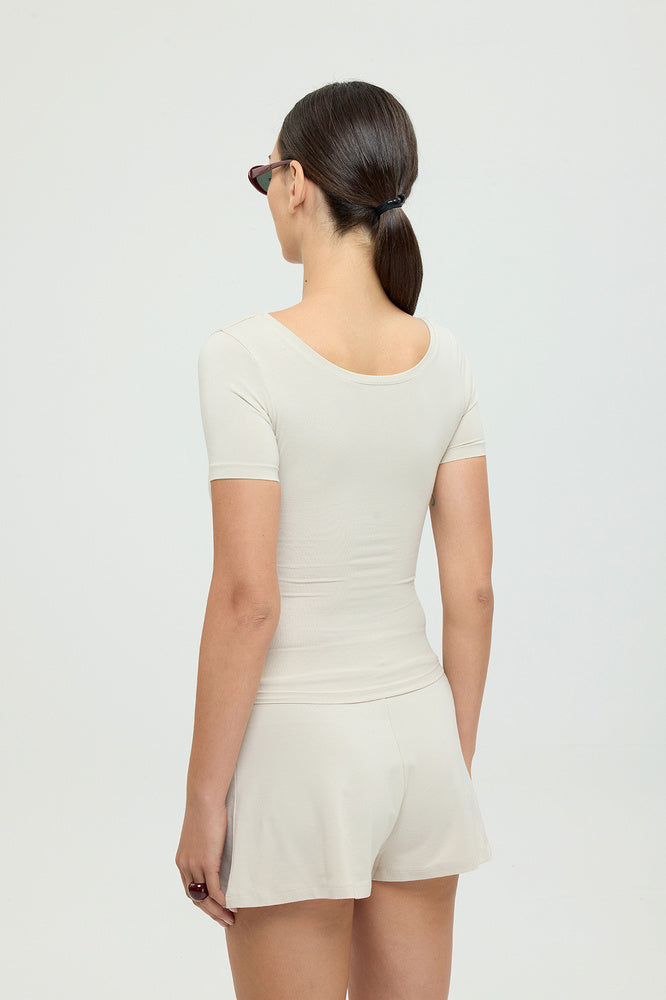 Ultra Soft Oval Yaka Kısa Kol Bluz Bej