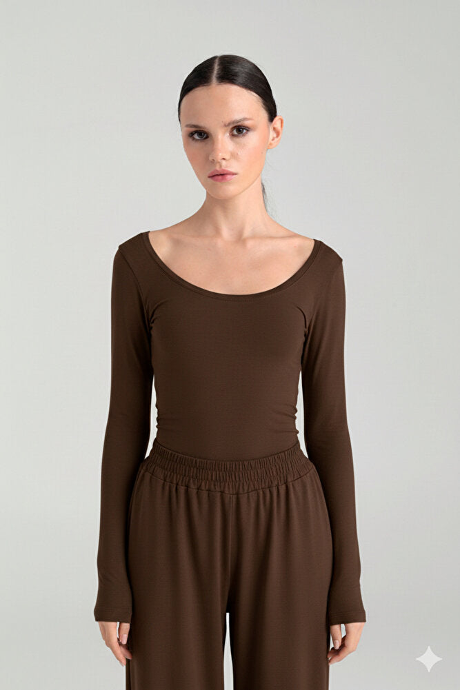 Ultra Soft Oval Yaka Bluz Kahverengi