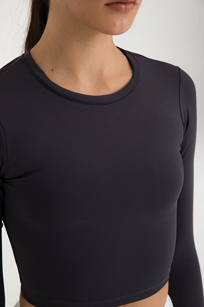 Soft Touch Yuvarlak Yaka Kısa Bluz Füme