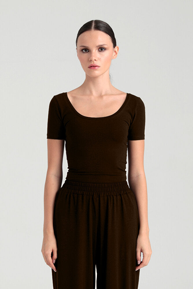 Ultra Soft Oval Yaka Kısa Kol Bluz Kahverengi