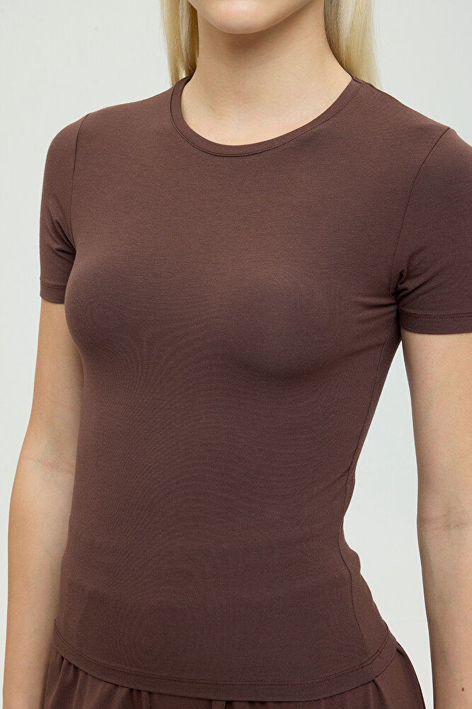 Ultra Soft Yuvarlak Yaka Kısa Kol Bluz Kahverengi