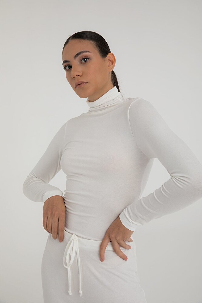 Ultra Soft Balıkçı Yaka Bluz Ekru