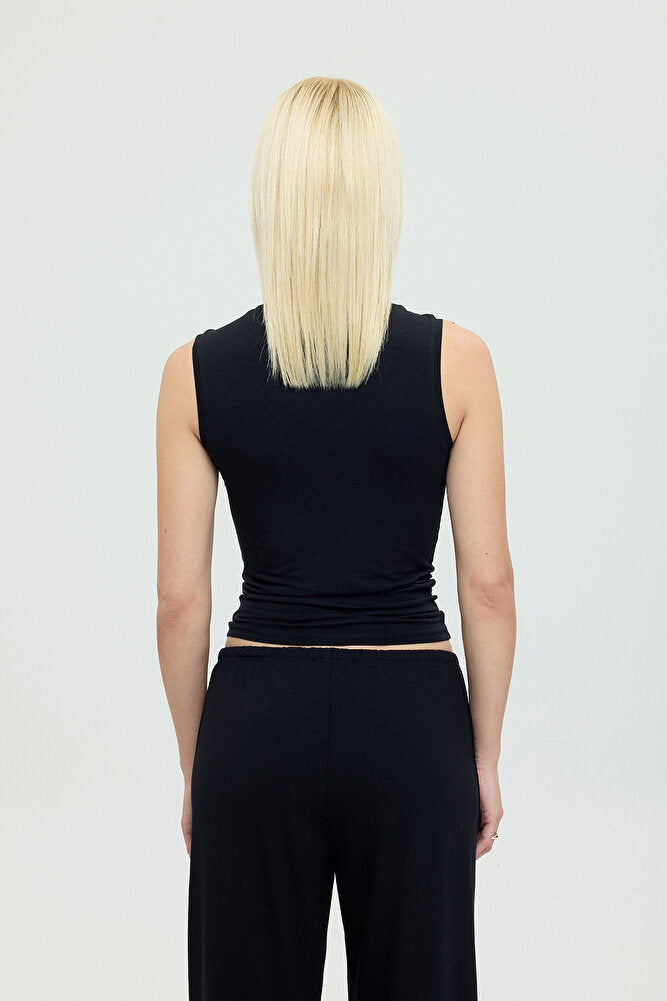 Ultra Soft V Yaka Kolsuz Bluz Siyah