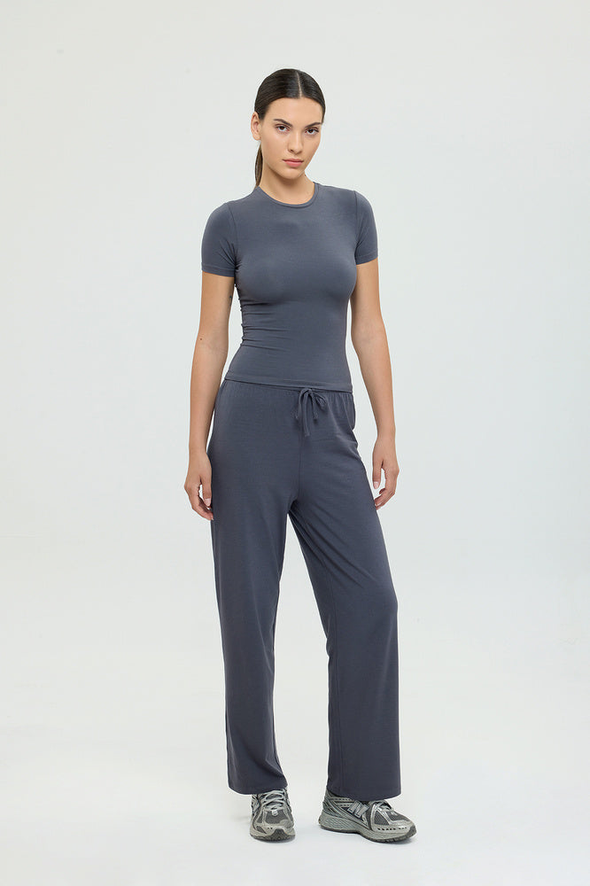 Ultra Soft Yuvarlak Yaka Kısa Kol Bluz Füme