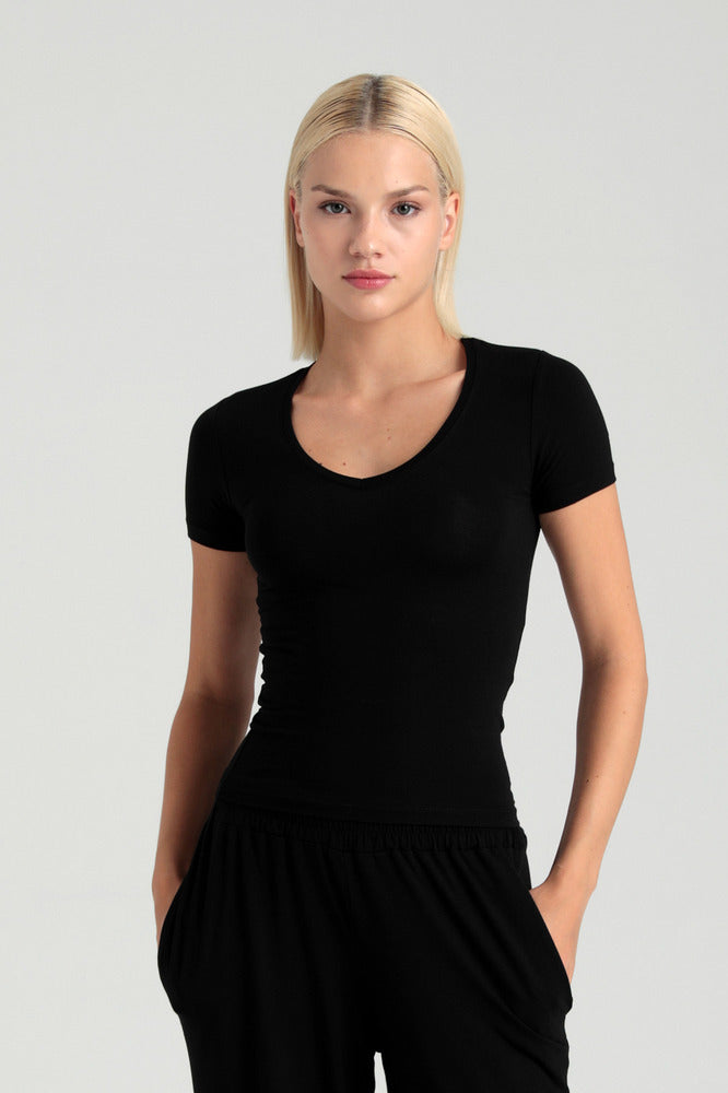 Ultra Soft V Yaka Kısa Kol Bluz Siyah