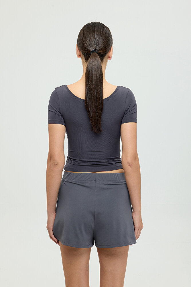 Soft Touch Oval Yaka Kısa Kol Bluz Füme