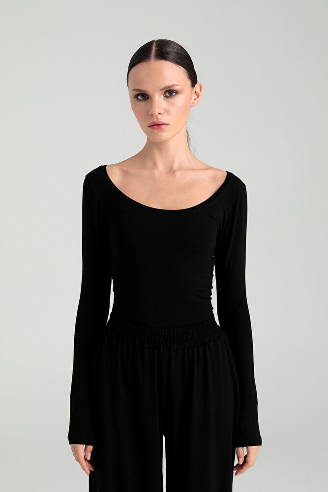 Ultra Soft Oval Yaka Bluz Siyah