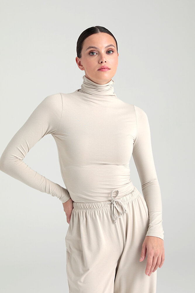 Ultra Soft Balıkçı Yaka Bluz Bej