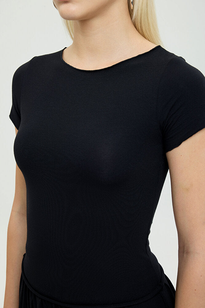 Ultra Soft Kayık Yaka Kısa Kol Bluz Siyah