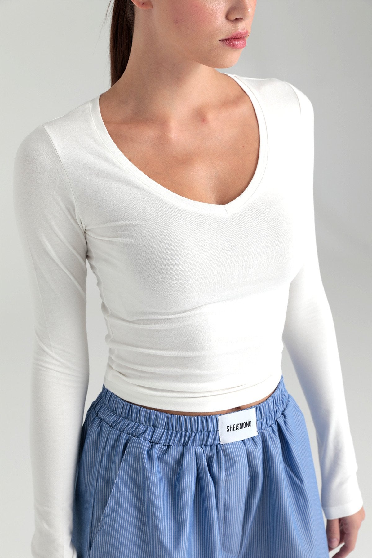 Ultra Soft V Yaka Bluz Ekru