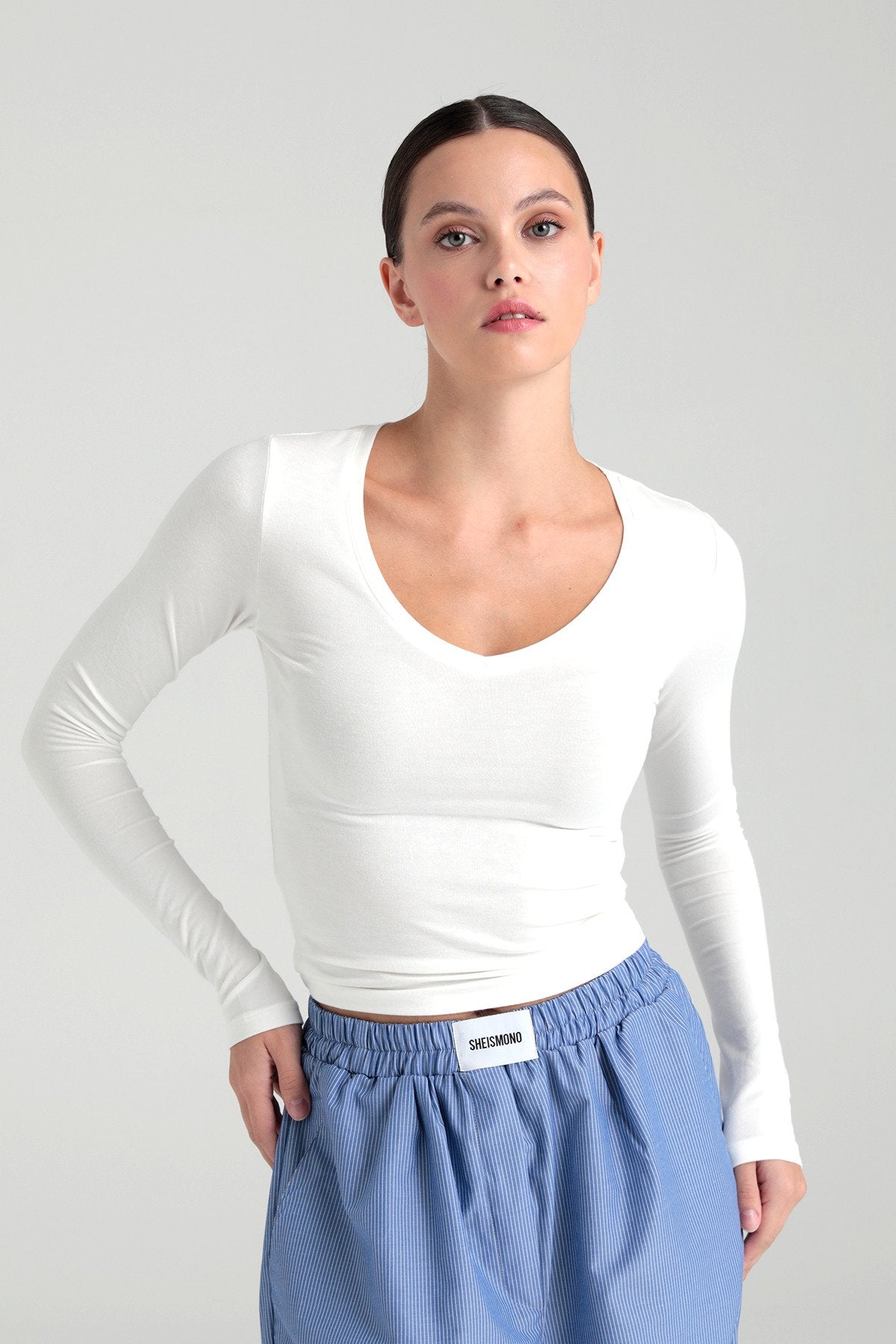 Ultra Soft V Yaka Bluz Ekru