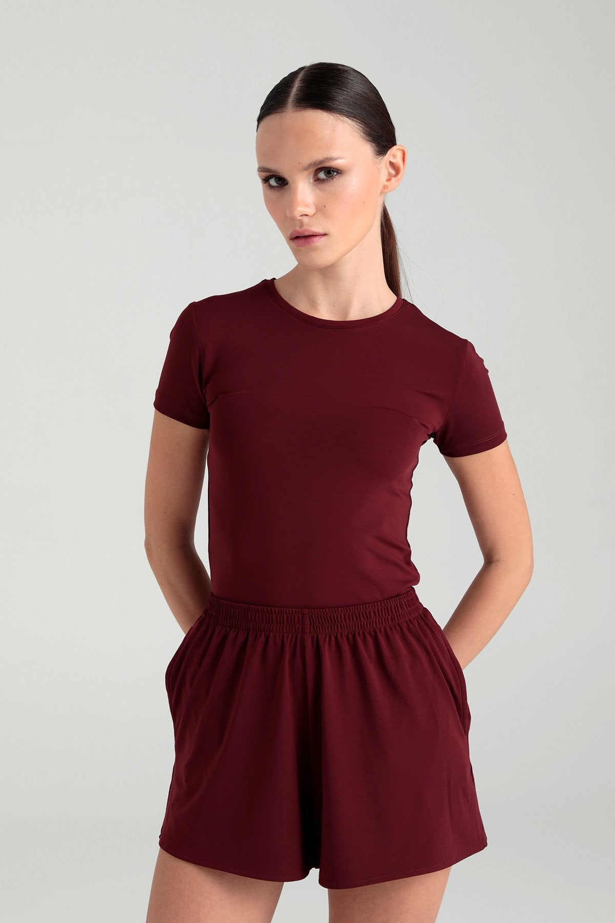 Soft Touch Yuvarlak Yaka Kısa Kol Bluz Bordo