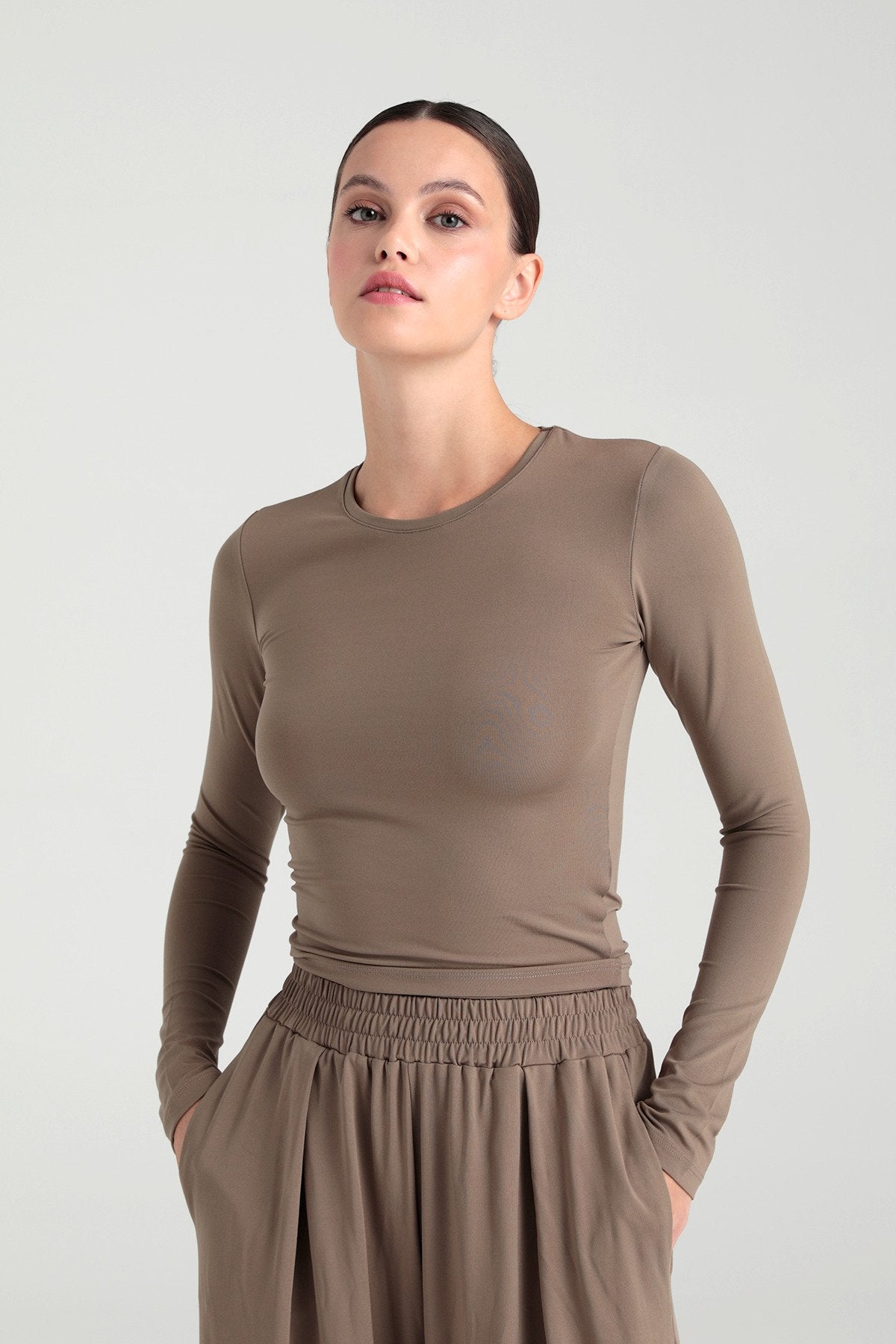 Soft Touch Yuvarlak Yaka Bluz Vizon