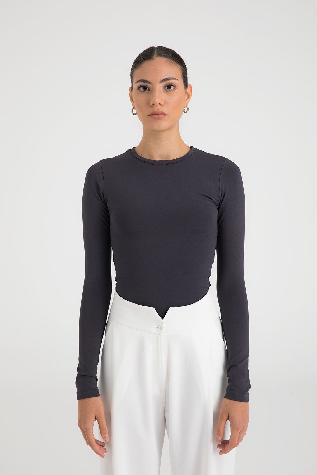 Soft Touch Yuvarlak Yaka Bluz Füme